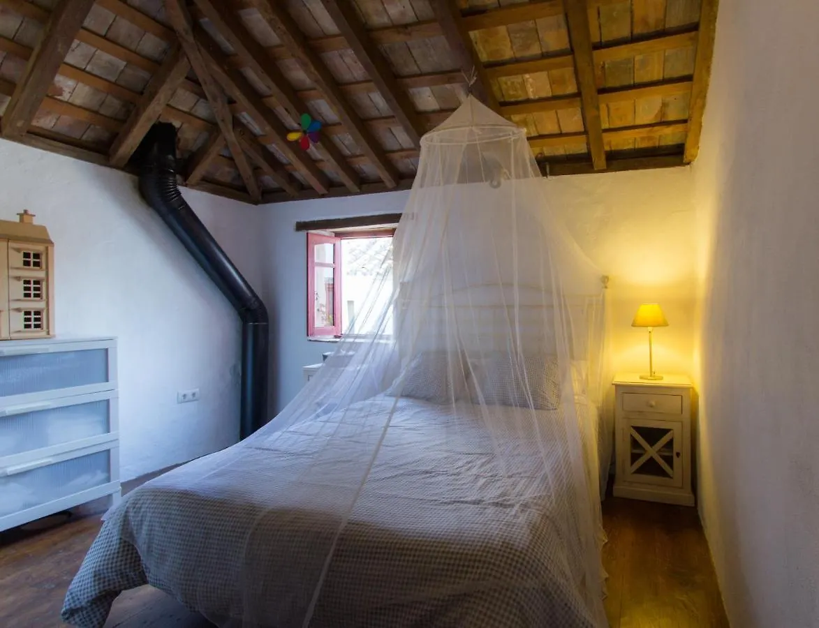 Holiday home Casa En Fortaleza Medieval Castellar de la Frontera Spain
